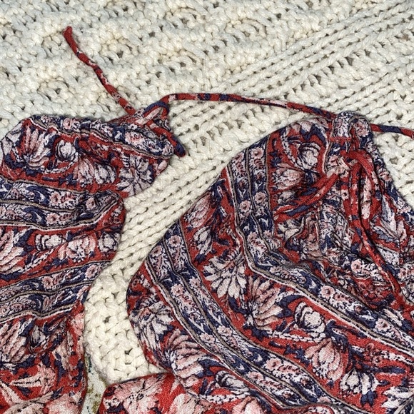 Lucky Brand red floral top size large - Picture 5 of 9